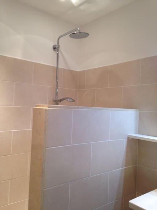 #28 1 Bdr Flat Ac Balcony Hper Central 10Mins To Beach & Old Town Nice Eksteriør billede